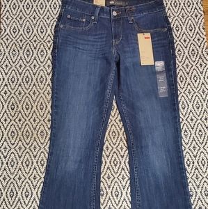 Levi's 518 bootcut Jean dark blue size 1 NWT